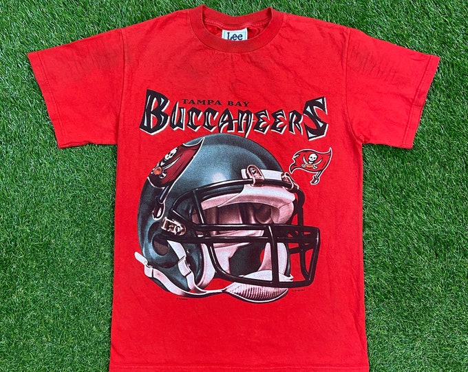 Vintage Tampa Bay Buccaneers T Shirt Tee Lee Sport Size Xtra Large XL NFL Football Super Champions Tom Brady TB12