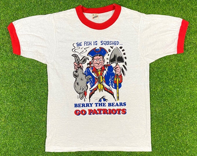 Vintage New England Patriots T-Shirt Ringer 80s T shirt 1980's NFL Boston MA Tee Screen Stars Medium Made USA Super Bowl Parking Lot Rivalry