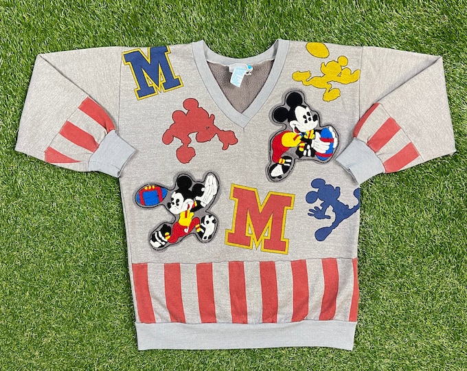 Vintage Mickey Mouse Sports Sweatshirt Size Small S Walt Disney World Magic Kingdom WDW Disneyland Mickey Mouse Pull Over Oversized