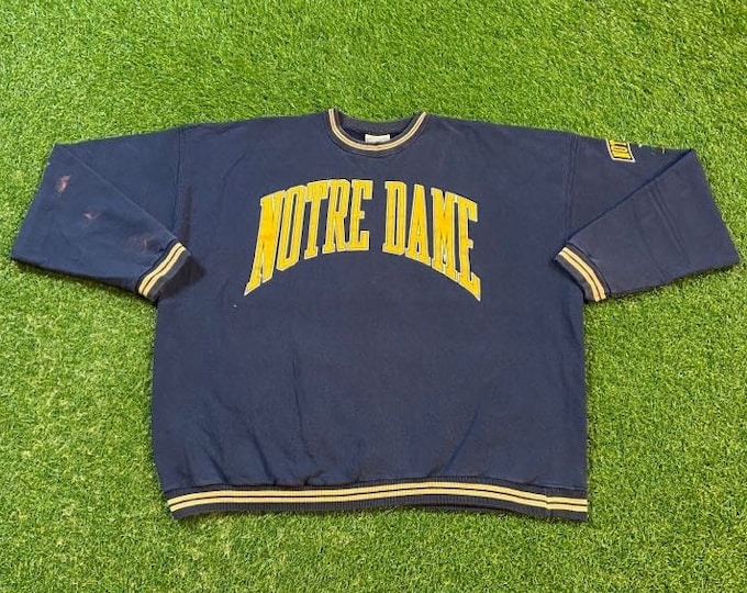 Vintage Notre Dame University Crewneck Sweatshirt Made USA Size Xtra Large XL NCAA College Football Fighting Irish 1990s 90s Pull Over