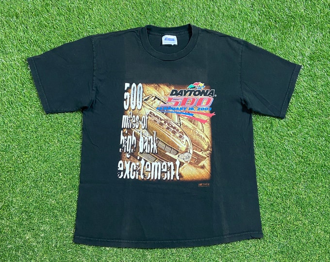 Vintage Daytona 500 T Shirt Tee Made USA Size Large L Classic Car Speedway NASCAR Motorsports 00s