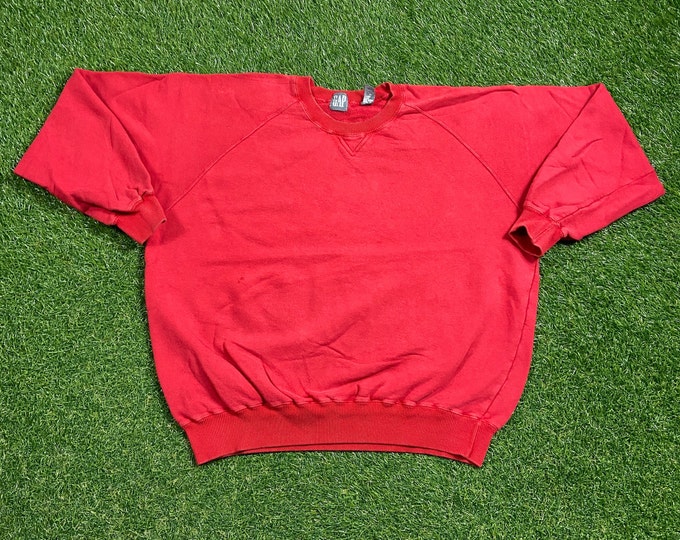 Vintage Plain Red Gap Crewneck Sweatshirt Size Medium M The Gap American Worldwide Clothing Accessories Retail Yeezy 1990s 90s