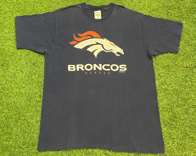 Vintage Denver Broncos T Shirt Tee Made USA Size Xtra Large XL NFL Football Colorado John Elway Super Bowl 1990s 90s