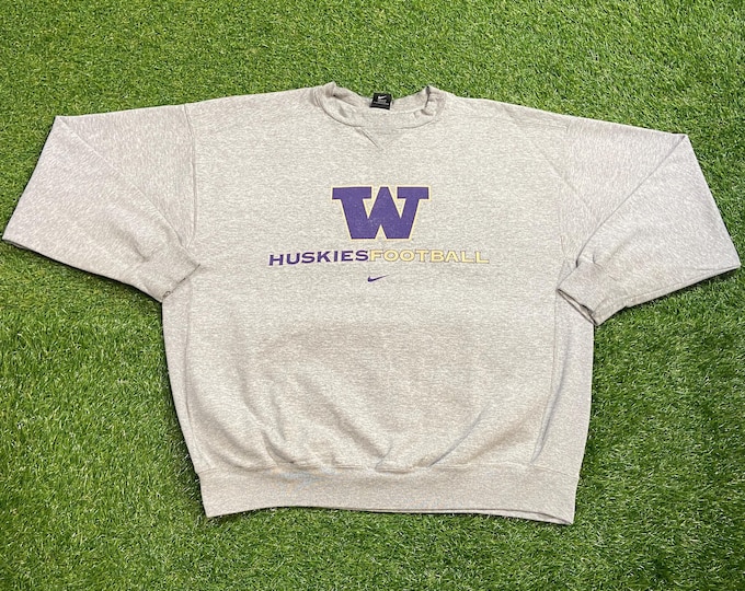 Vintage University of Washington Huskies Crewneck Sweatshirt Nike Size Xtra Large XL NCAA College Football 1990s 90s Pull Over Oversized