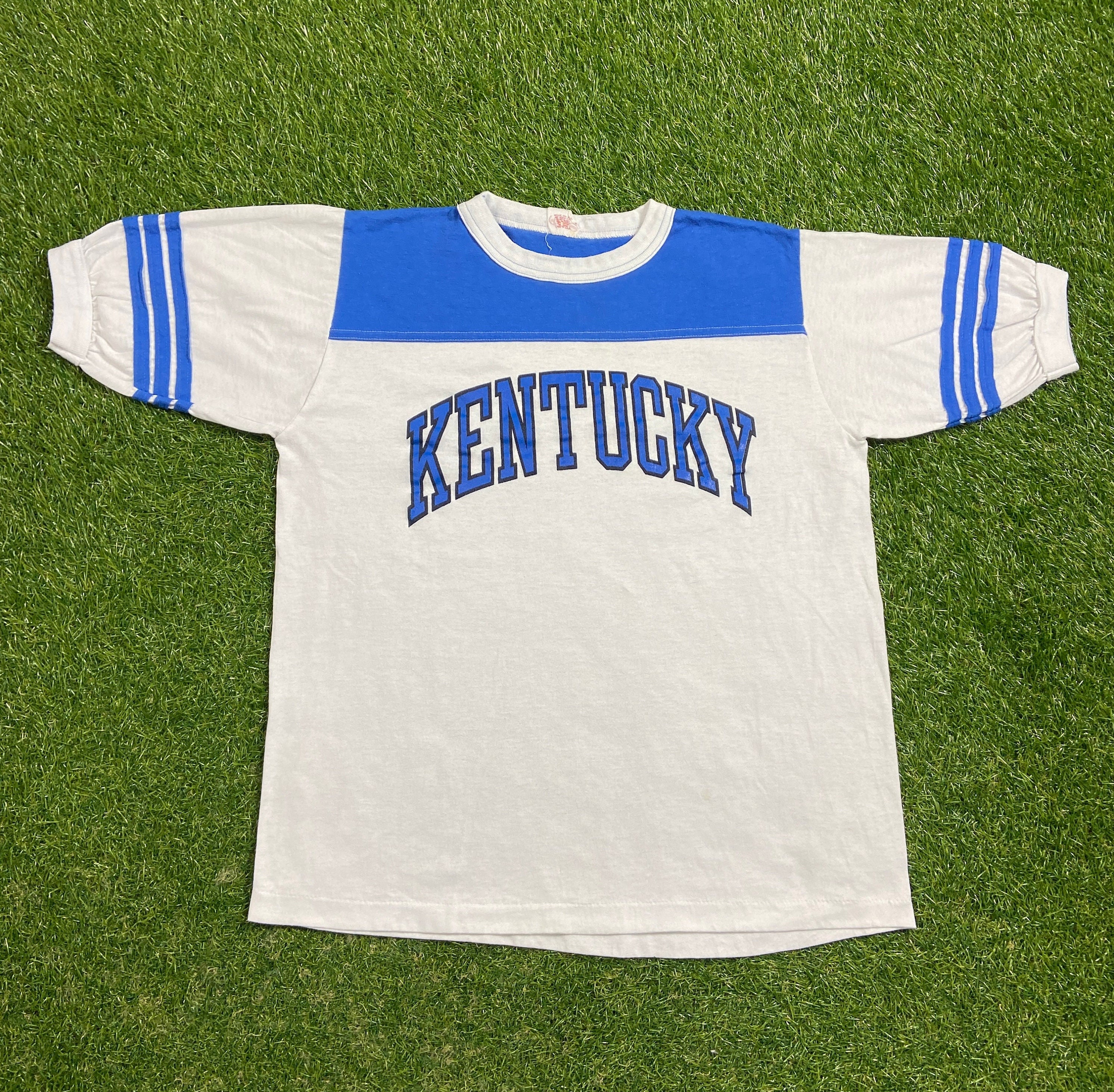 College University style Louisville Kentucky Sports Fan Long Sleeve T-Shirt
