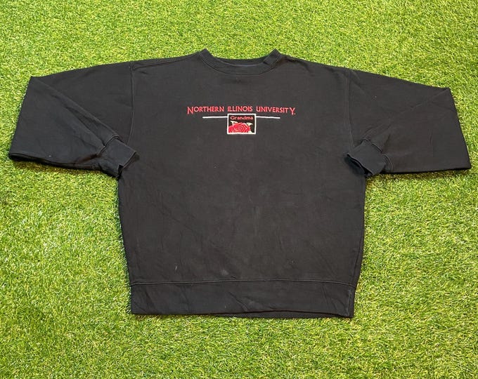 Vintage University Of Northern Illinois Huskies Grandma Crewneck Sweatshirt Size Medium M NCAA College Football Classic NIU Chicago 90s