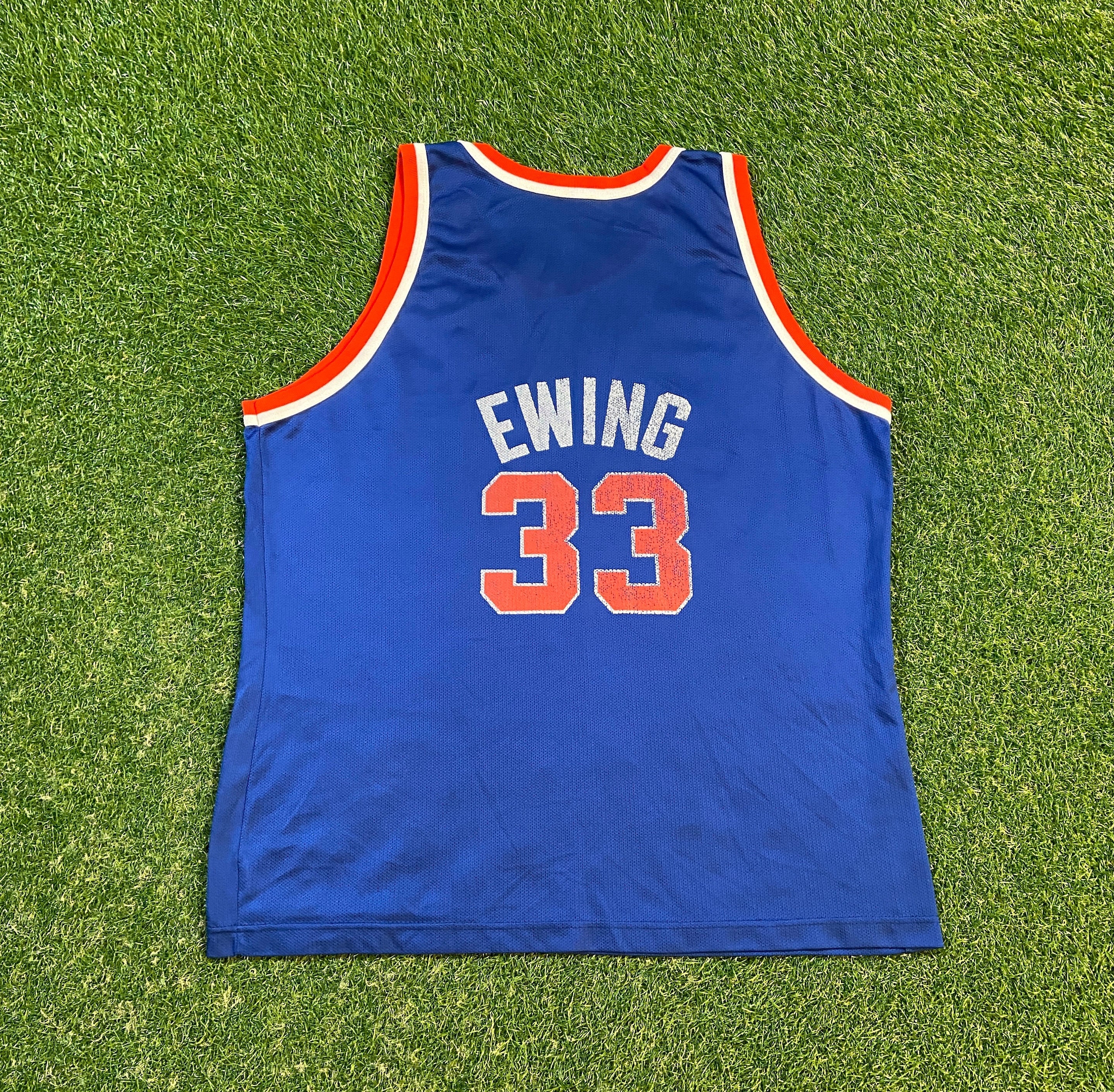 Patrick Ewing New York Knicks Basketball NBA Xmas Ornament Holiday vtg  Jersey 33