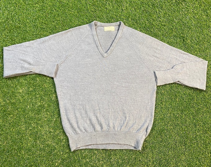Vintage Christian Dior V Neck Sweater Made USA Size Medium 80s High Fashion Designer Paris New York Classic Original 1980s Soft Comfortable