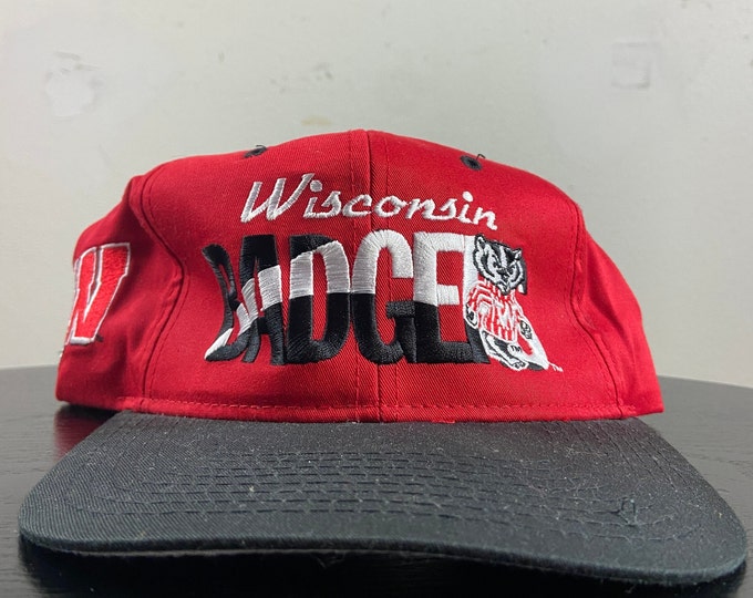 Vintage Wisconsin Badgers UW Snapback Hat Cap OSFA #1 Apparel Madison Bucky Badger NCAA College Football 1990s 90s