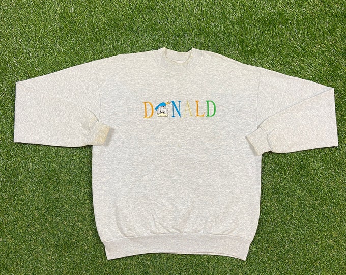 Vintage Donald Duck Crewneck Sweatshirt Mickey & Co Size Large L Walt Disney World Magic Kingdom WDW Pull Over Oversized