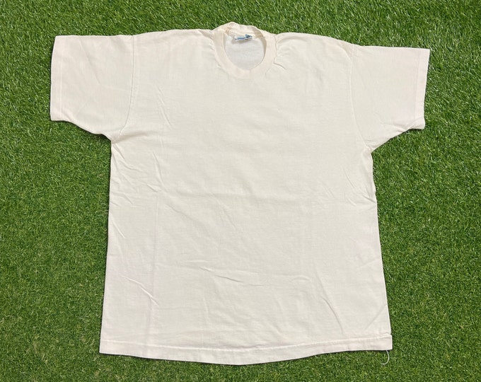 Vintage Buffalo Spirit T Shirt Tee Made USA Size Xtra Large XL Native American Tribe Indigenous People 1990s 90s Fade