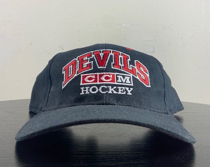 Vintage New Jersey Devils Strap Back Hat CCM OSfA NHL Hockey New Jersey NJ 1990s 90s