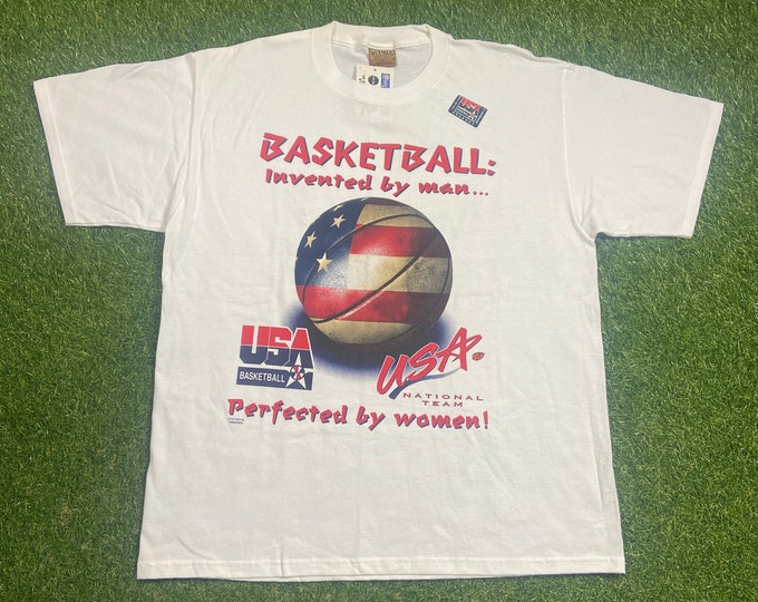 Vintage USA Basketball T Shirt Tee Size Xtra Large XL Olympic Team Usa Dream Team NBA Basketball 90s 1992 Olympics Rare All Over Print