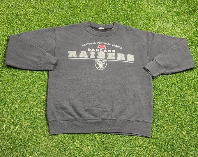 Vintage Oakland Raiders Crewneck Sweatshirt Size Medium M NFL Football Los Angeles California Las Vegas NWA Pull Over Oversized 1990s 90s