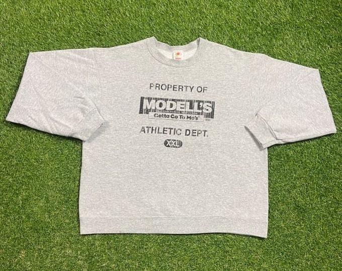 Vintage Moddell's Sporting Goods Crewneck Sweatshirt Size Large L Sportswear Quality 1990s Oversized Great Fit Original 90s Pull Over