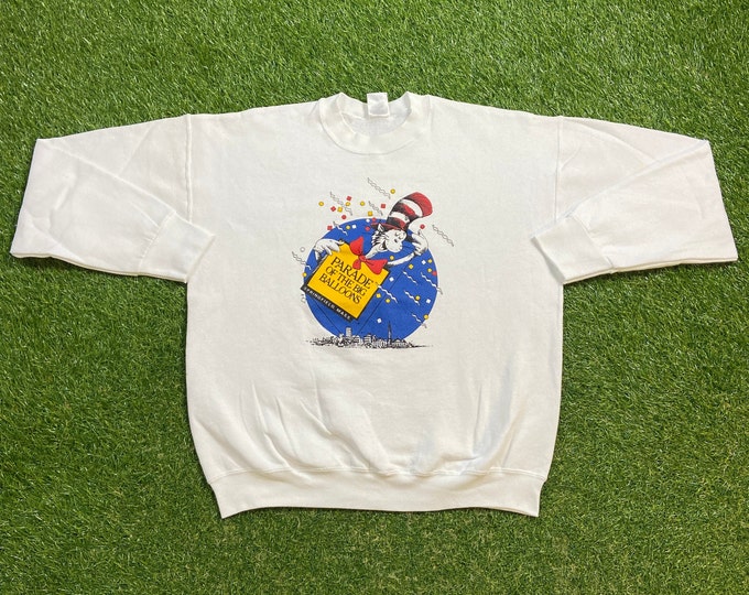 Vintage Dr Seuss The Cat in the Hat Crewneck Sweatshirt Large L Parade of the Big Balloons Springfield Massachusetts Classic Cartoon 1990s