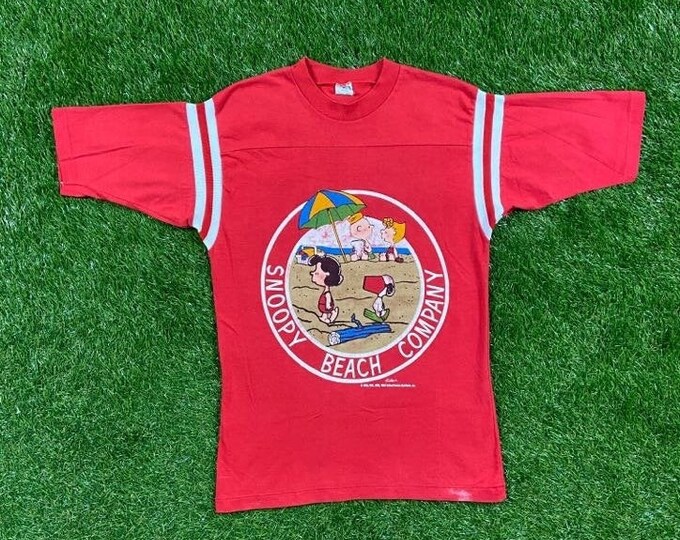 Vintage Snoopy Beach Company T Shirt Tee Peanuts Artex Made USA Charlie Brown Size Medium M Classic Cartoon