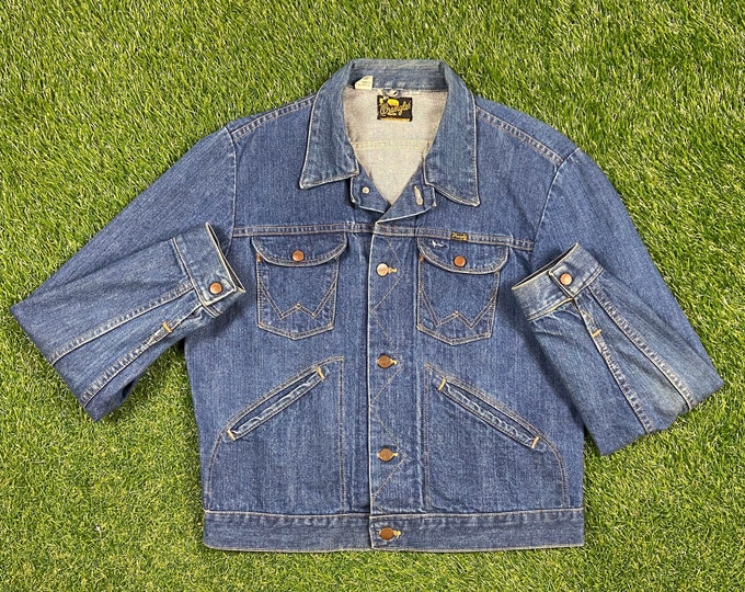 Vintage Wrangler Jean Jacket Size 44 American USA Classic Blue Jean Jacket Button Down 1970s 70s Original