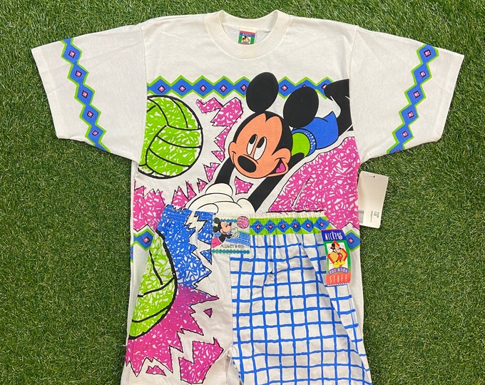 Vintage Mickey Mouse Volleyball T Shirt Shorts Set Mickey for Kids Made USA Size Youth Large 14/16 Walt Disney World Magic Kingdom 1990s 90s