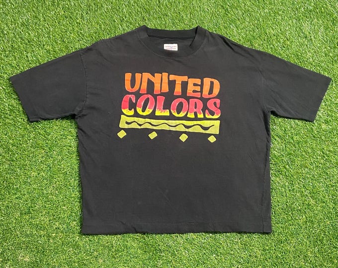 Vintage United Colors of Benetton T Shirt Tee Made USA Size Medium M Fashion Brand Italy Designer 1990s 90s