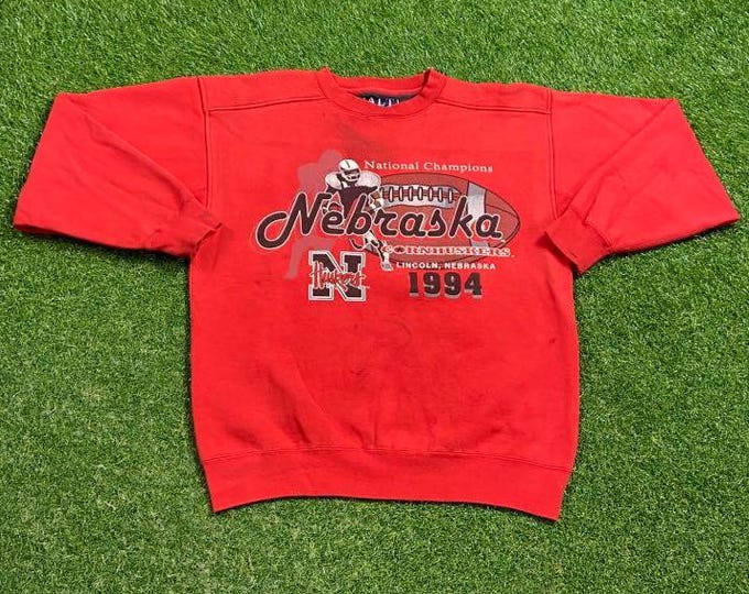 Vintage University of Nebraska Cornhuskers Crewneck Sweatshirt Size Medium M NCAA College Football 1990s 90s Pull Over Oversized