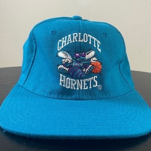 Vintage Charlotte Hornets Fitted Hat Starter Size 7 - 7 3/4 NBA Basketball Chris Paul Michael Jordan North Carolina NC 1990s 90s