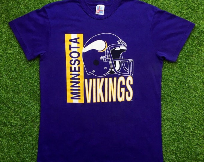 Vintage Minnesota Vikings NFL T Shirt Big logo Unique Tee 1980s Like New Purple Large Classic XL Large Throwback Paper Thin