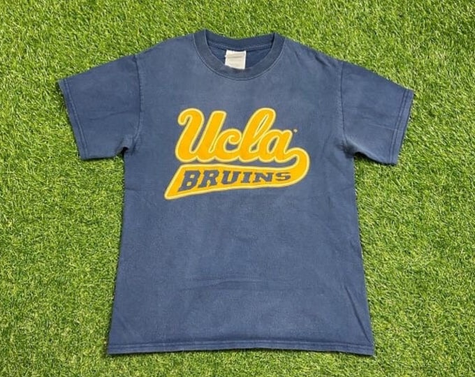 Vintage UCLA Bruins T Shirt Tee Size Small S University California Los Angeles Pasadena NCAA College Basketball 1990s 90s