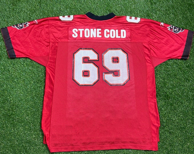 Vintage Tampa Bay Buccaneers Stone Cold 69 Jersey Reebok Size Xtra Large XL NFL Football Florida Steve Austin WWF Wrestling 1990s 90s
