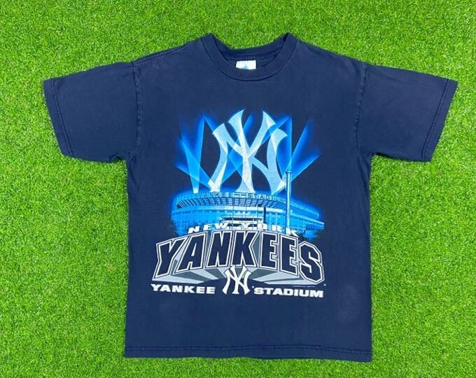 Vintage New York Yankees Stadium T Shirt Tee Tour Champ Medium 90s MLB Baseball Bronx 1990s NY M Derek Jeter