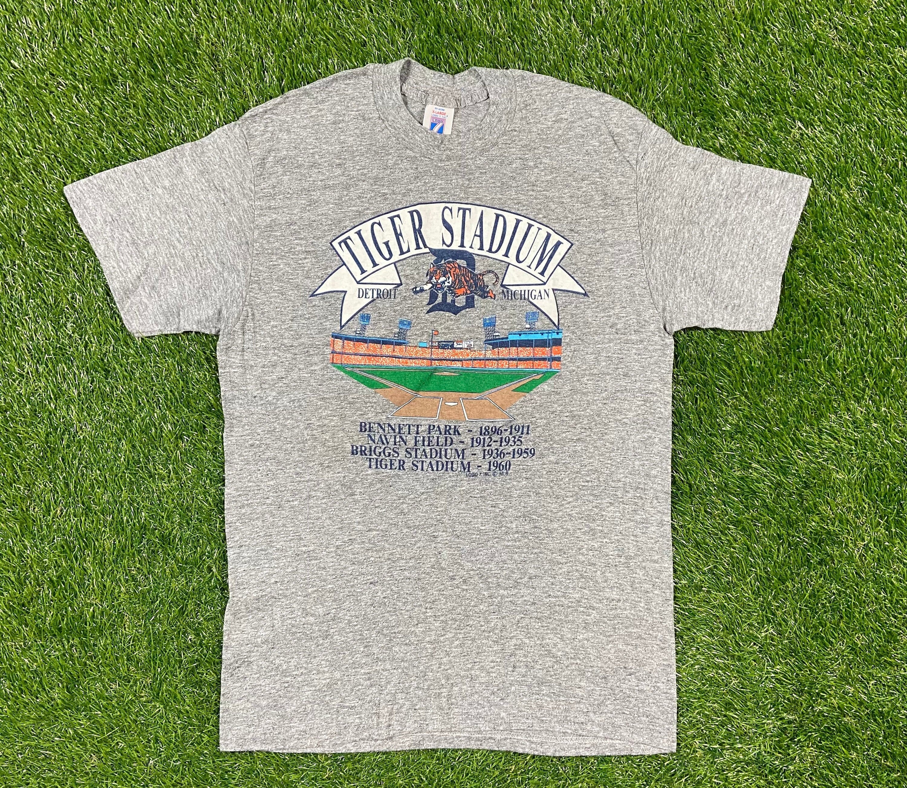 Vintage Detroit Tigers MLB Baseball Single Stitch T-Shirt