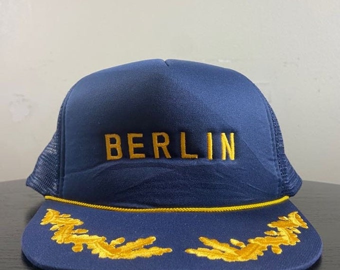 Vintage Berlin Snapback Hat OSFA Oktoberfest Munchen Deutschland Germany Europe Munich 1980s 80s