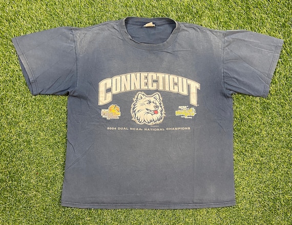 UConn Huskies Size Large Vintage Baseball Jersey Embroidered