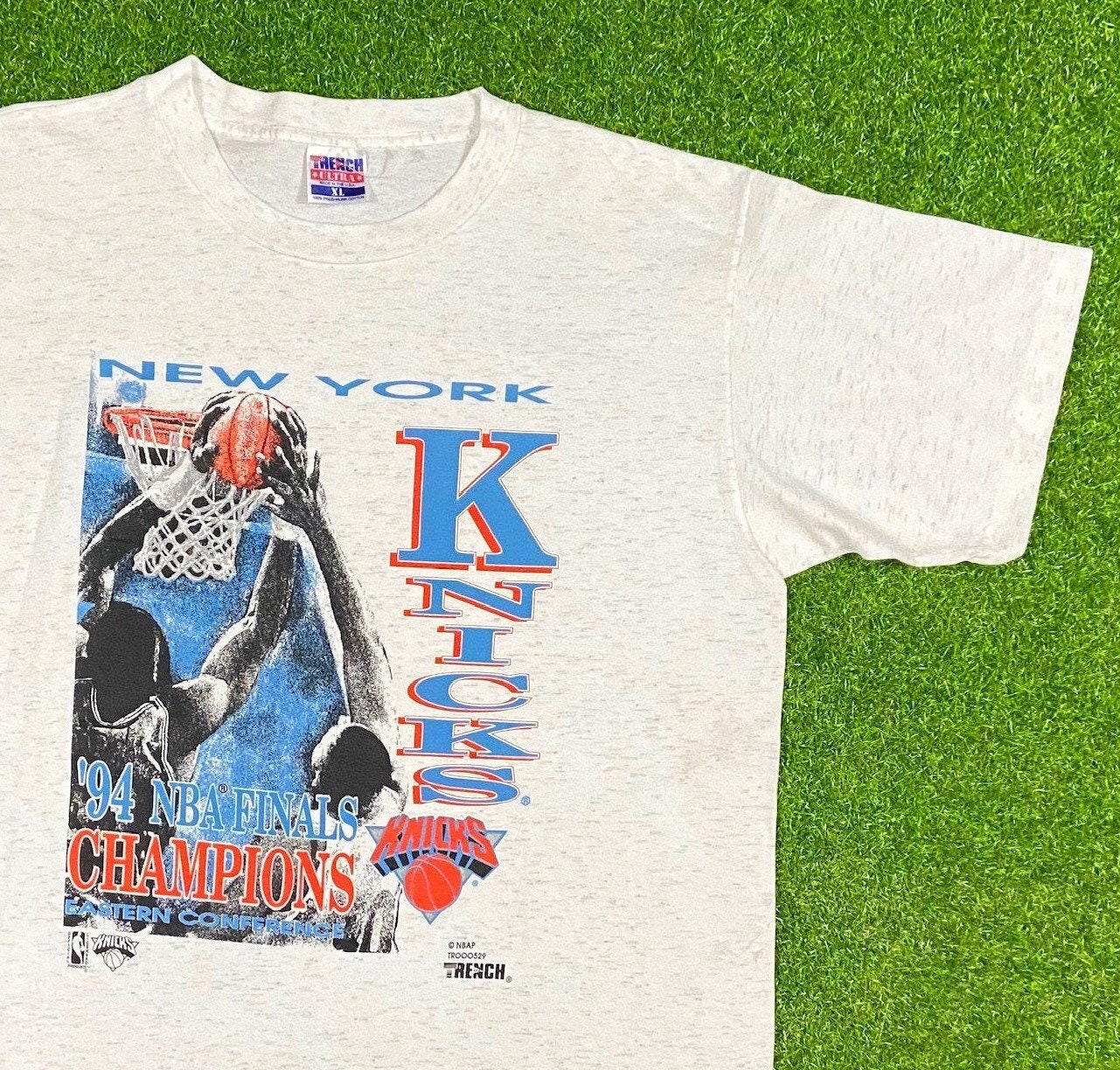 LegacyVintage99 Vintage New York Knicks T Shirt Eastern Conference Champs 1994 90s Striped Trench Made USA Tee Deadstock New with Tags Brand New NBA