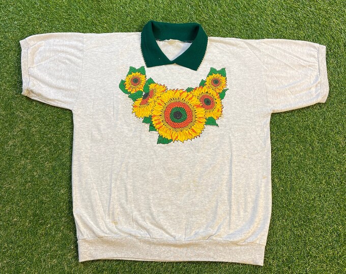 Vintage Sunflower Crewneck Sweatshirt Made USA Size Xtra Large XL Bees Caterpillars Butterflies Flowers Pull Over Nature Plants 1990s 90s