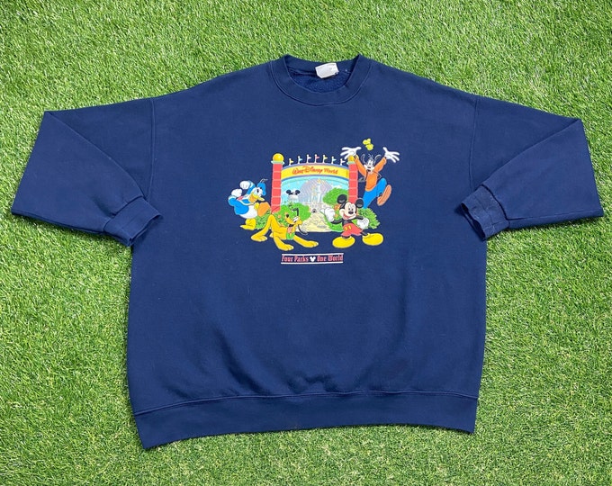 Vintage Walt Disney World Crewneck Sweatshirt Size XXL Mickey Mouse WDW Magic Kingdom Disneyland Classic Pull Over Oversized 1990s