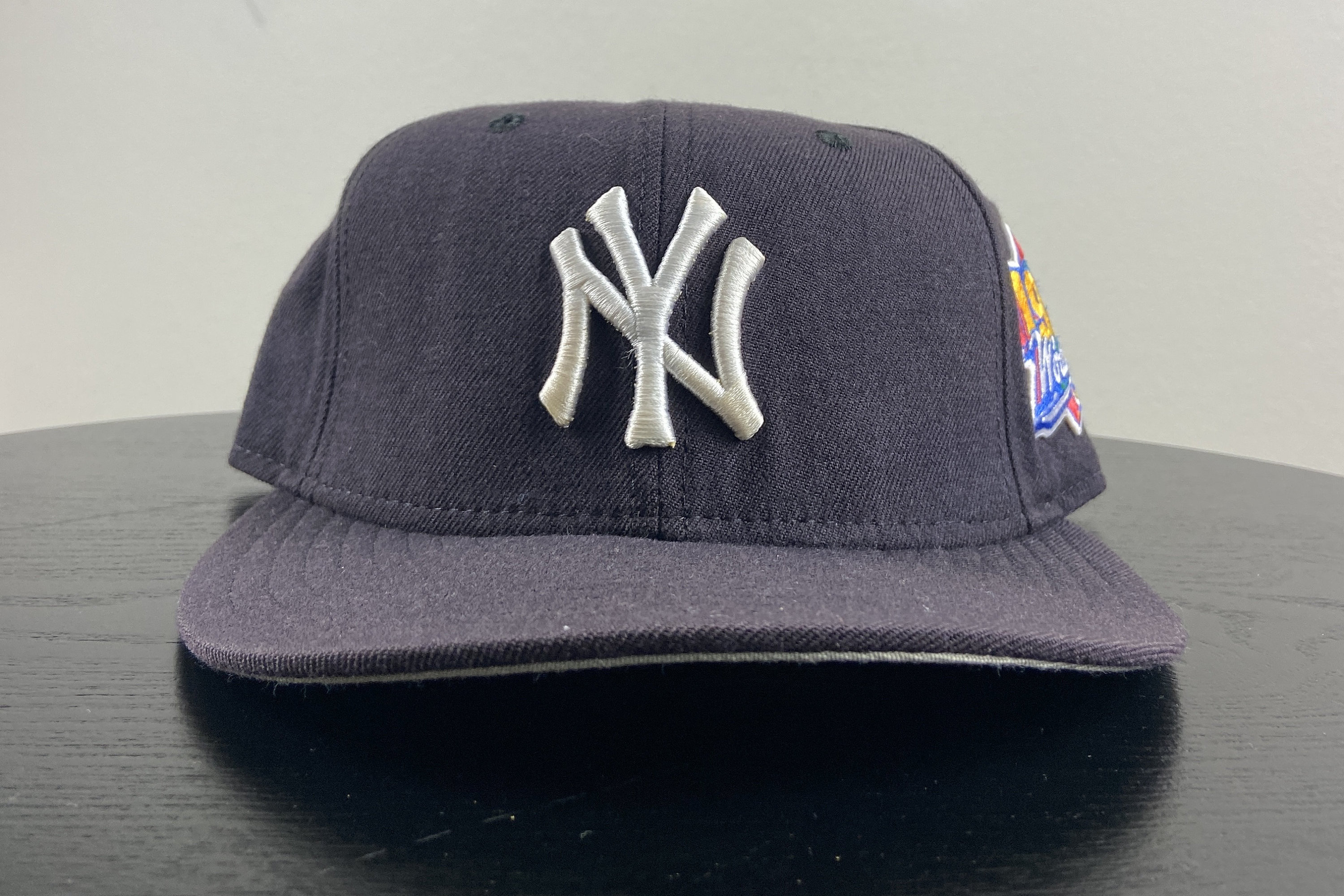 New York Yankees Derek Jeter Patch Script Logo 59FIFTY Fitted Hat 7 7/8