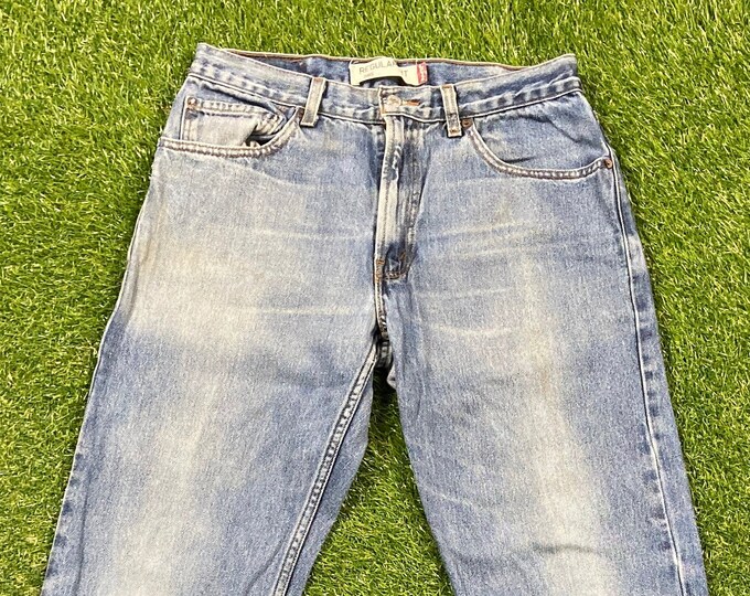 Vintage Levi's 505 Jeans Size 32 x 32 1980s 80s American USA Classic Fit Original Blue Jean Pants Bottoms True Vtg