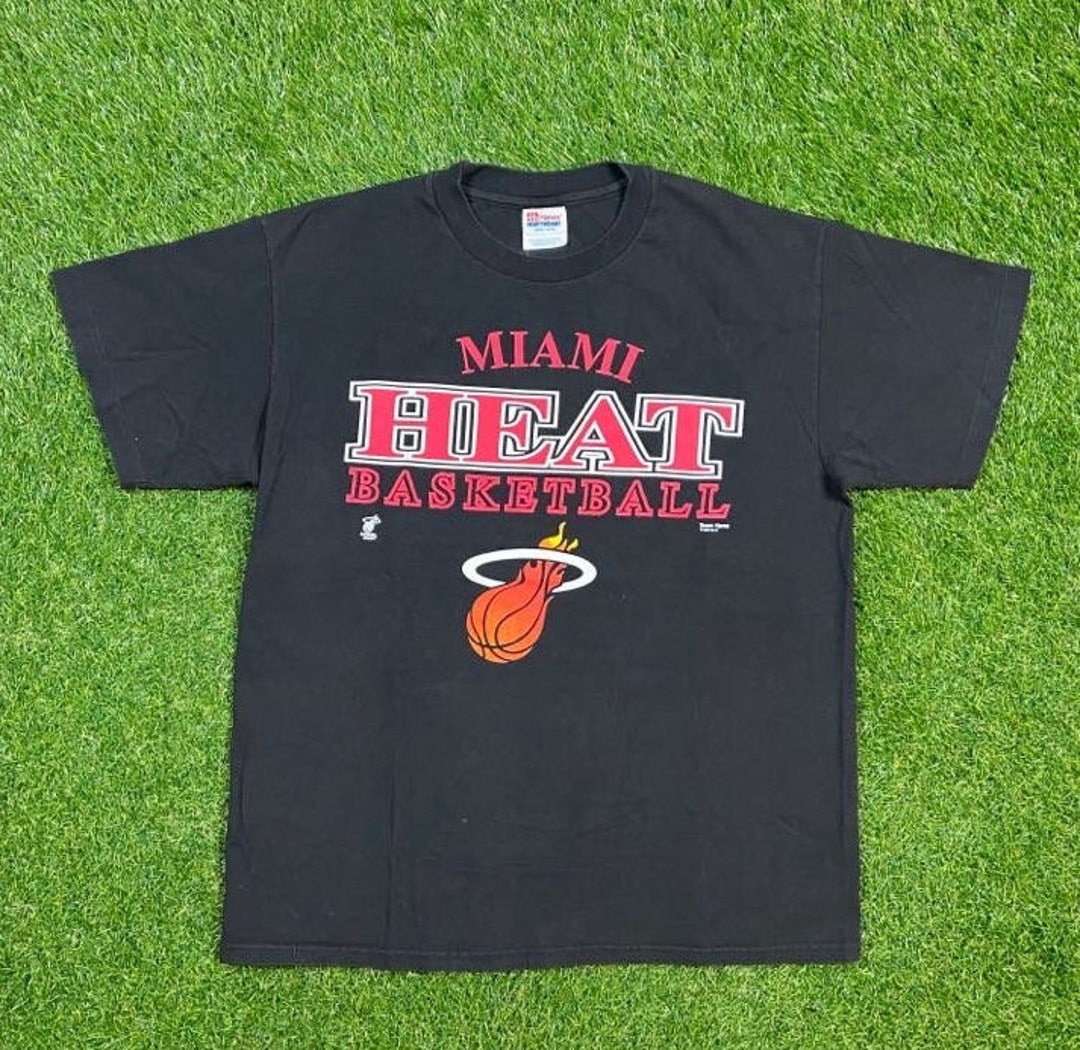 Vintage Miami Heat T Shirt Tee Hanes Size Large L NBA 