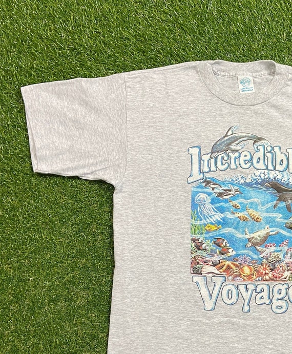 Vintage Incredible Voyage T Shirt Tee Made USA Size Large L Sea Life Planet Ocean Animals Habitat All Over Print Cool 1990s 90s View 2