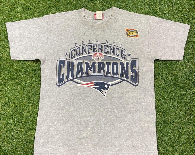 Vintage New England Patriots T Shirt Tee Size Youth XL NFL Football Boston Massachusetts Tom Brady TB 12 Super Bowl 00s