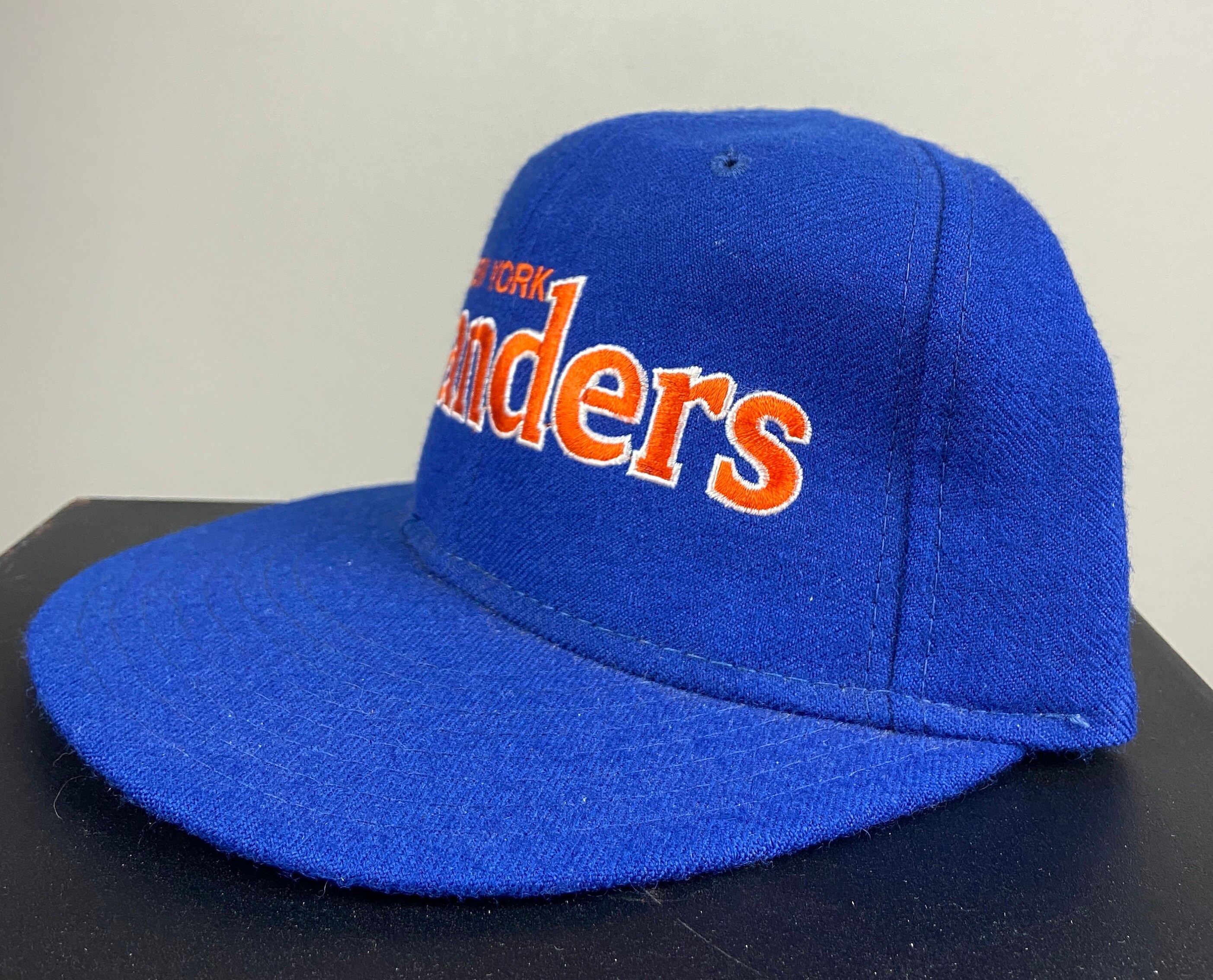 New York Islanders Starter Snapback Hockey Cap Hat Lighthouse