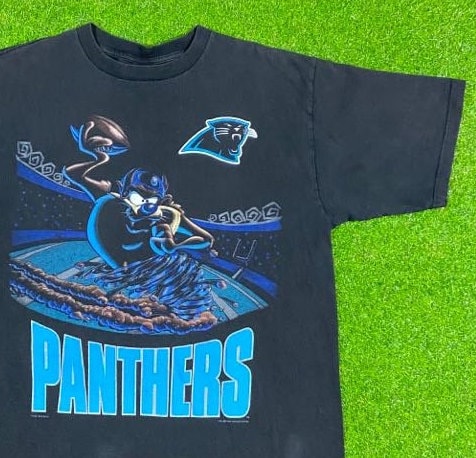 Vintage Carolina Panthers Looney Tunes Tasmanian Devil T Shirt Size Xtra  Large 1990s 90s NFL Football NFC XL Warner Bros Space Jam