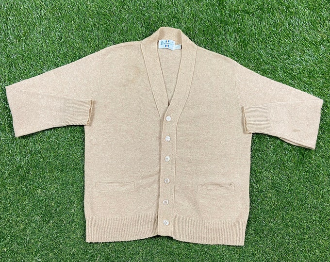 Vintage Darwin Beige Cardigan Sweater Size Medium M 1960s 60s Comfy Button Down Warm
