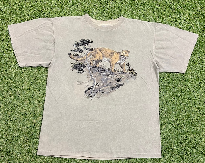 Vintage Mountain Lion T Shirt Tee Made USA Size Large L Wild Animal Puma Cat