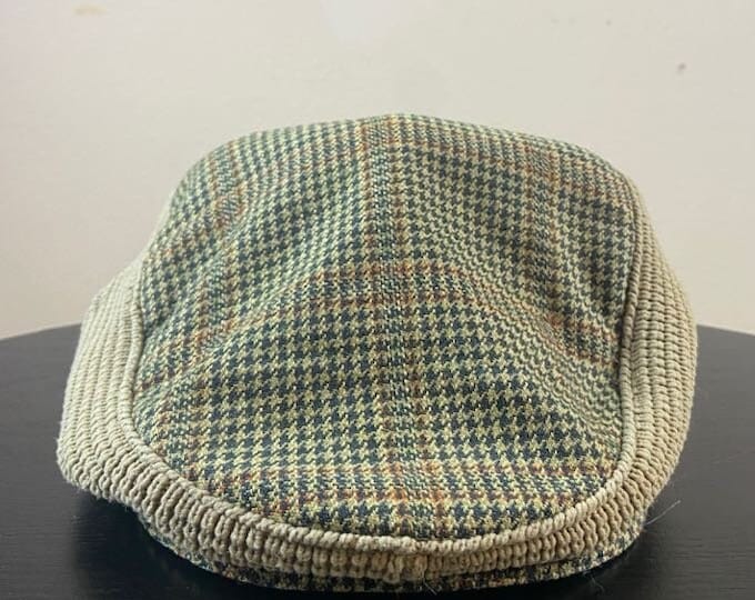Vintage Plain Green Cuffley Cap Ascot Hat Size Small / Medium Cabbie Hat Golf Beret