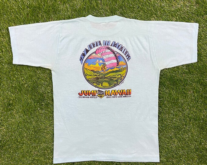 Vintage Jump Hawaii Sky Dive in Paradise T Shirt Tee Size Small / Medium Beautiful Island of USA Palm Trees Beach Honolulu Mano 1970s 70s