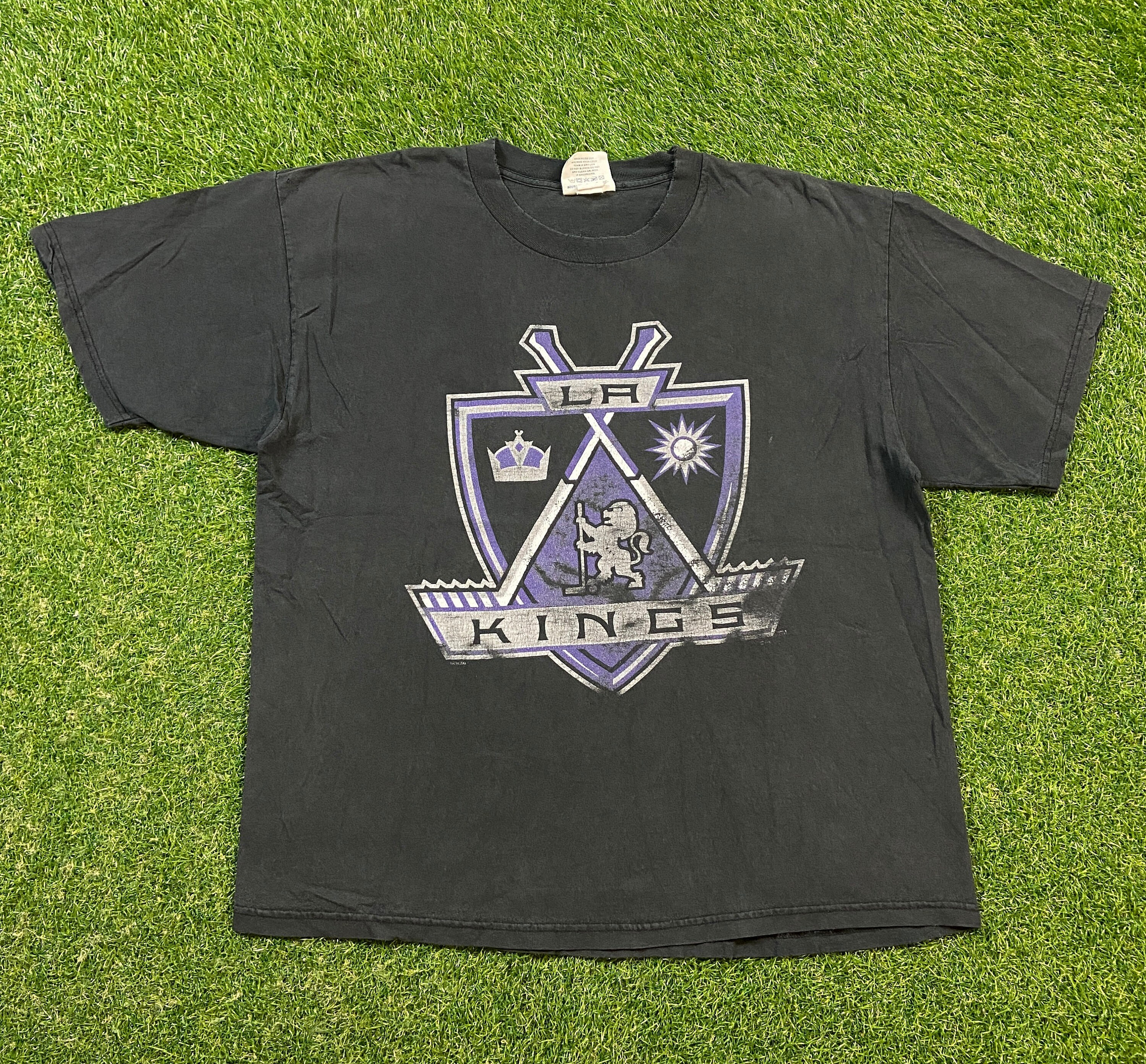RARE Vintage 90s Deadstock LA Kings NHL Savvy Hockey T-Shirt NWT - Large