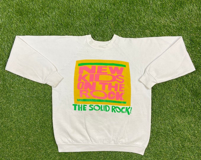 Vintage New Kids on the Block Crewneck Sweatshirt Fruit of the Loom Made USA Size Xtra Large XL Pull Over Oversized