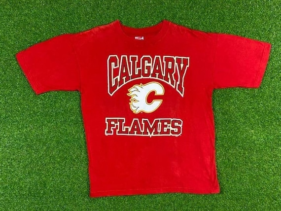 Vintage Calgary Flames Graphic T Shirt Tee Big Logo Size Large NHL